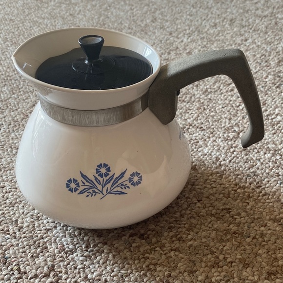 Corningware White 6 cup Blue Cornflower Teapot with black handle - Picture 1 of 7